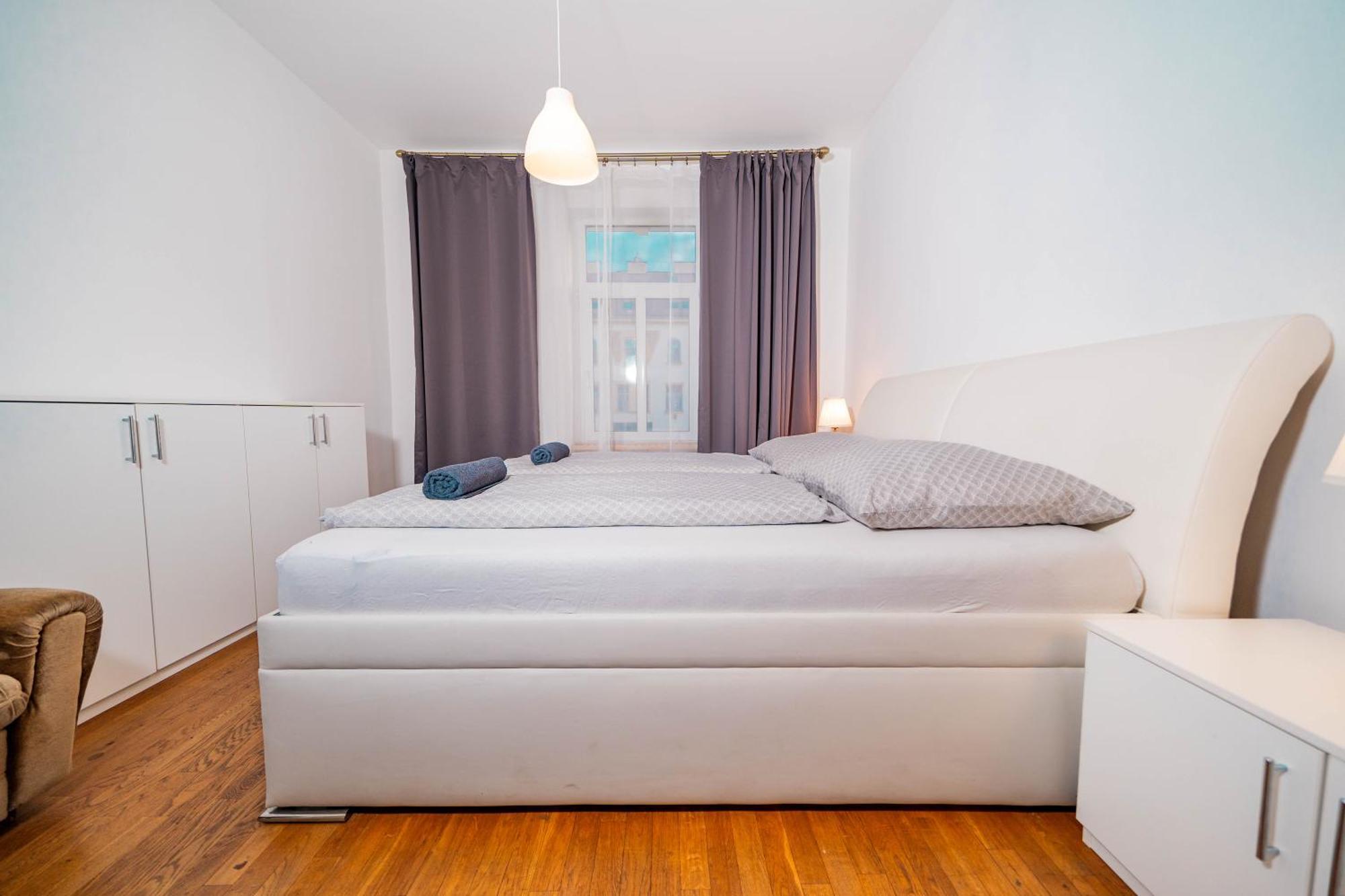 6 Bob'S Apartments - 3 Bedrooms, King Size Beds Prag Exterior foto