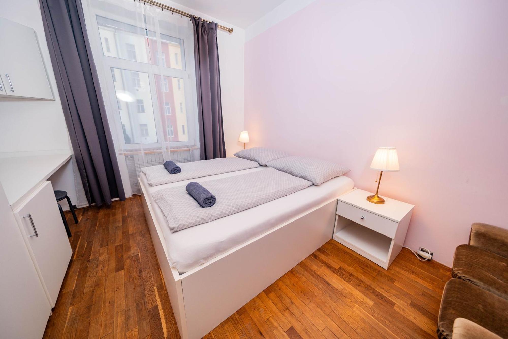 6 Bob'S Apartments - 3 Bedrooms, King Size Beds Prag Exterior foto